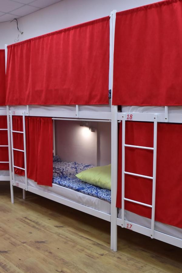 كييف Hostel 777 Darnitsa المظهر الخارجي الصورة